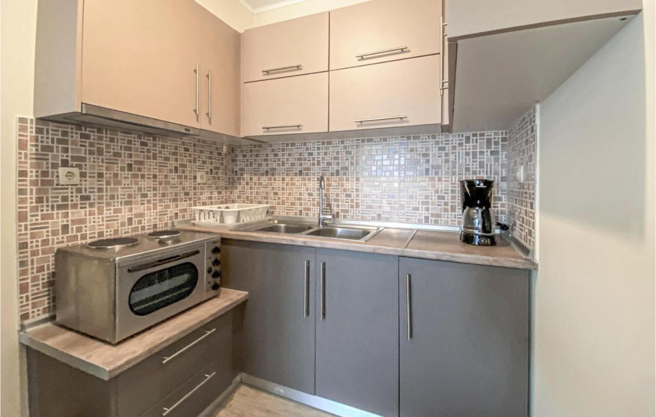 Lovely Apartment In 나프팍토스 객실 사진